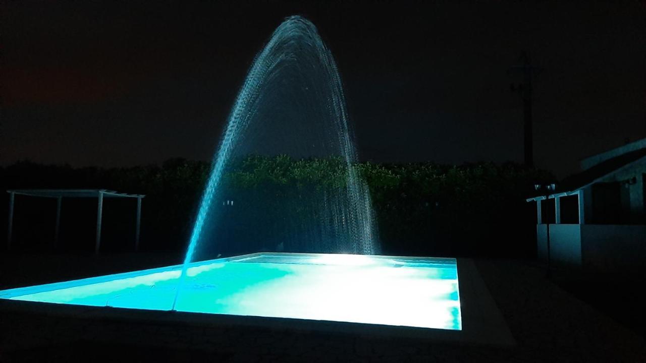 Masseria San Nicola B&B Торре-Санта-Сузанна Екстер'єр фото