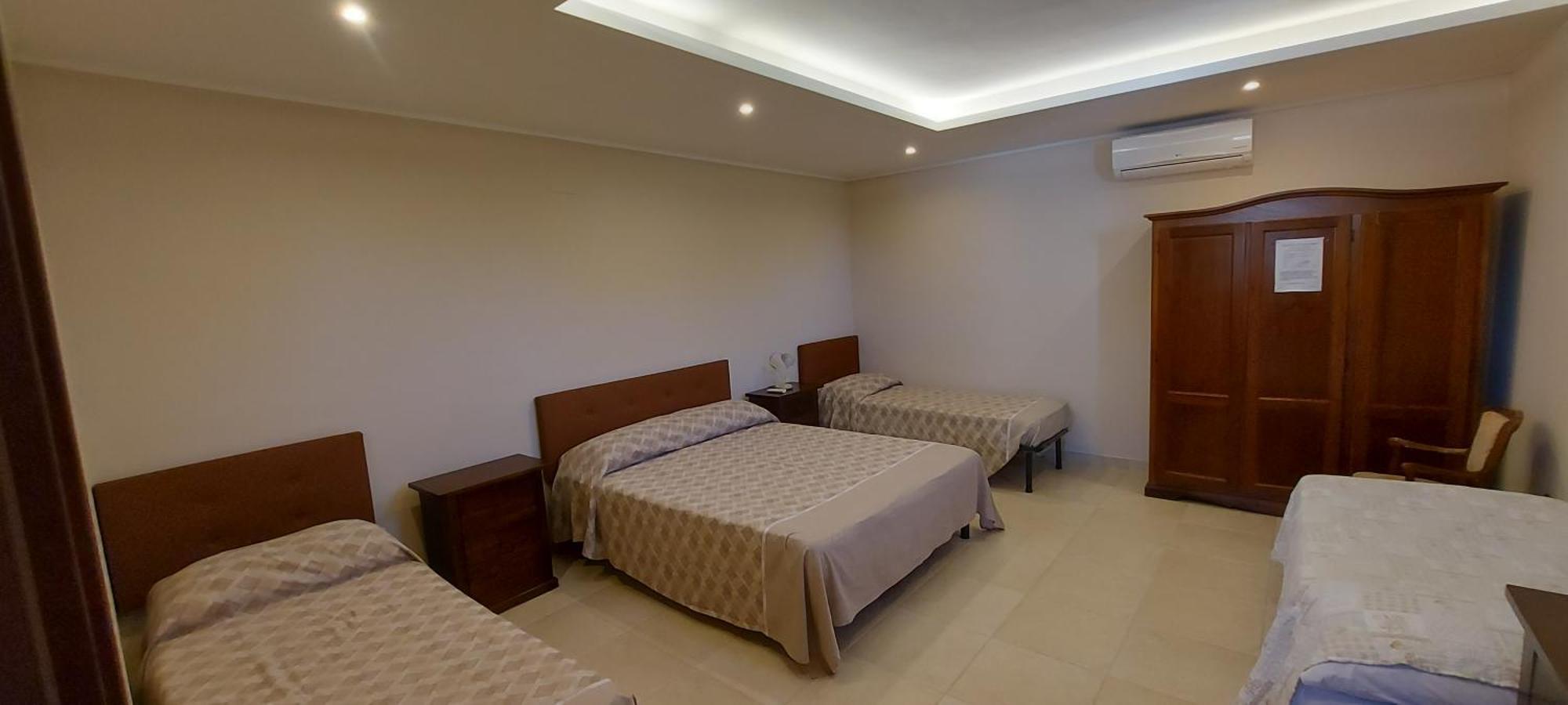 Masseria San Nicola B&B Торре-Санта-Сузанна Номер фото