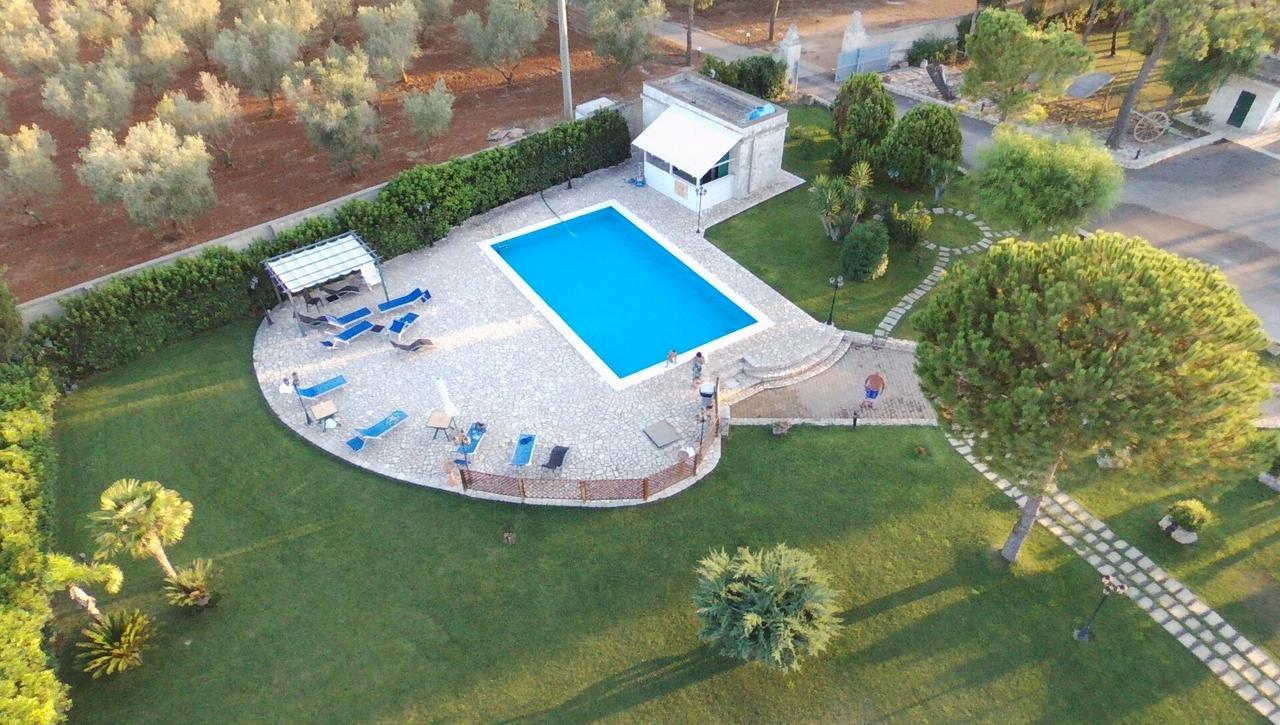 Masseria San Nicola B&B Торре-Санта-Сузанна Екстер'єр фото