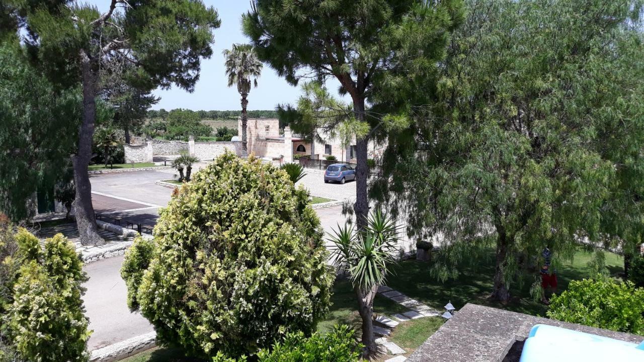 Masseria San Nicola B&B Торре-Санта-Сузанна Екстер'єр фото